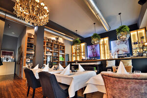 Restaurant Premium Lounge Impressionen und Ansichten